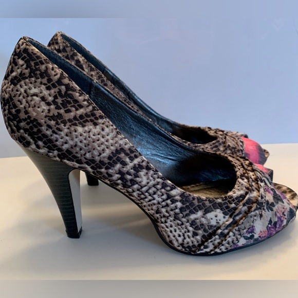Madden Girl Leopard Floral Heel - Picture 1 of 8